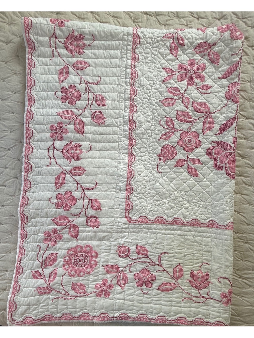 Vintage Handmade Pink Flora Hand Cross Stitch Hand Quilted Twin Quilt (cp21/tb1) - Picture 11 of 12